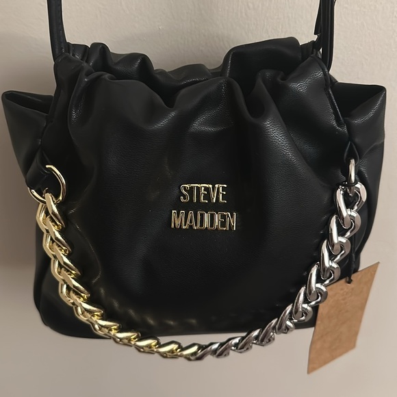 Steve Madden Dumpling Crossbody Bag - Picture 3 of 10